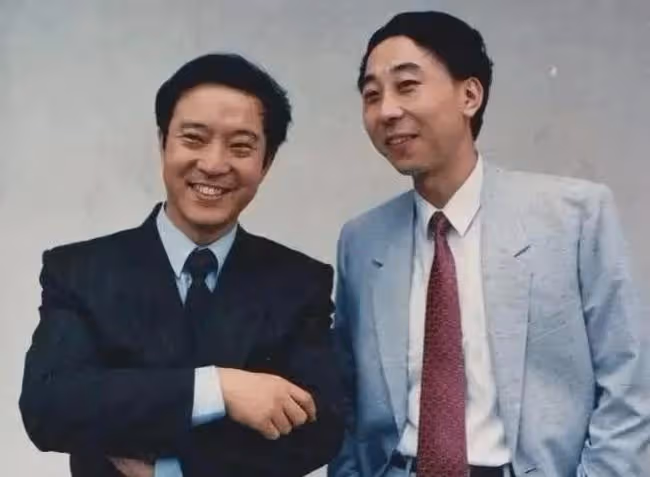 58歲丟官離婚，71歲晚景淒涼，離開馮鞏後，牛群怎麼混成這樣了？