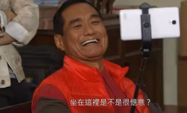 高情商！TVB金牌綠葉家中被網友吐槽寒酸，不介意反稱：有愛就好