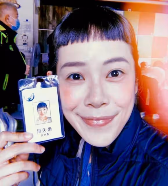 期待!37歲香港女星將回歸幕前,放下明星光環繼續兼職保安工作