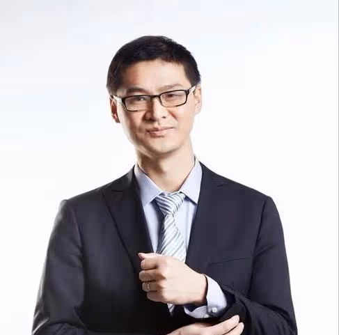"法外狂徒"羅翔：從網紅教授到被逼退網，他到底經歷了什麼？