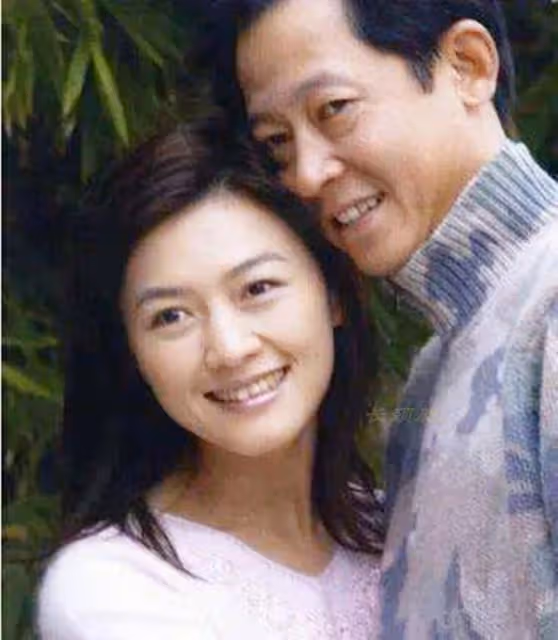 王志文為什麼交往的都是女神級明星,而且還一個比一個漂亮