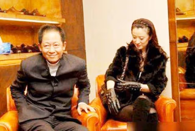 王志文為什麼交往的都是女神級明星,而且還一個比一個漂亮