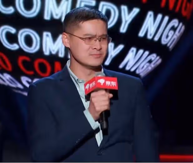 "法外狂徒"羅翔：從網紅教授到被逼退網，他到底經歷了什麼？