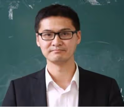 "法外狂徒"羅翔：從網紅教授到被逼退網，他到底經歷了什麼？