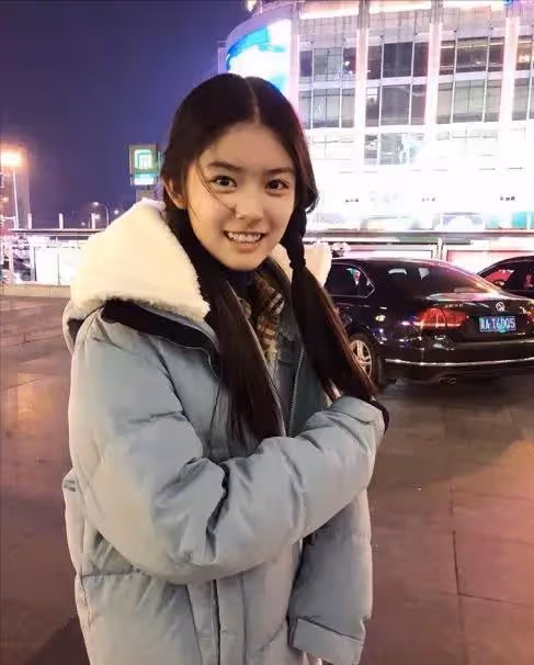 才16歲就美成這樣?讓內娛變天的紫微星說的不會就是她吧?