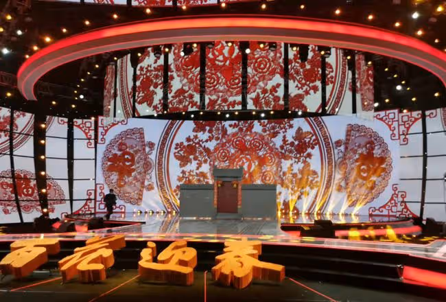 2022文聯春晚來了!楊冪時代少年團現身錄製,周濤被曝不擔任導演