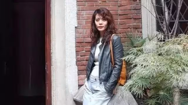 從火遍全網到銷聲匿跡，復旦美女教授陳果，是如何跌落神壇的？