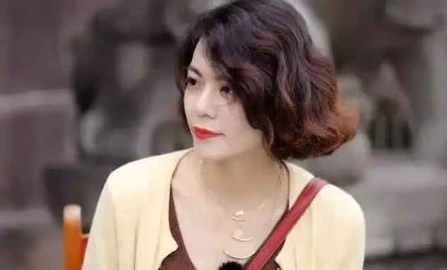 從火遍全網到銷聲匿跡，復旦美女教授陳果，是如何跌落神壇的？