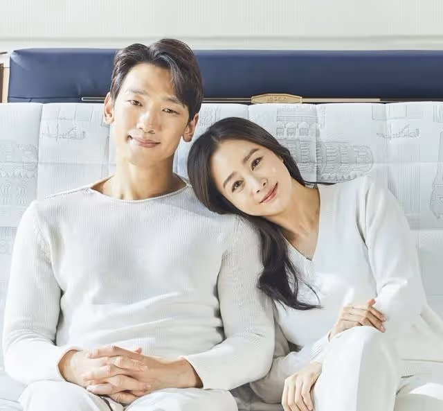 Rain曝一見鍾情金泰希瞬間,寵妻行徑讓金泰希幸福表示:嫁對老公