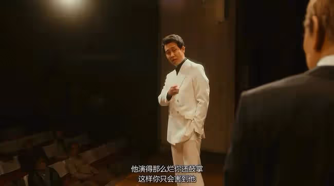 他一開口就是18禁,憑什麼火遍全世界?
