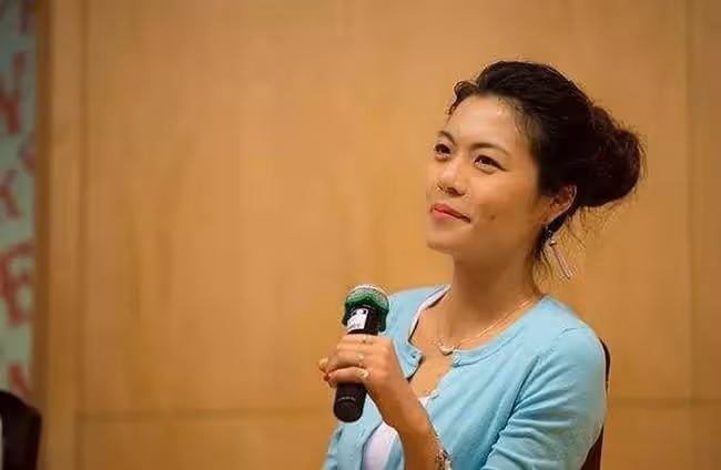 從火遍全網到銷聲匿跡，復旦美女教授陳果，是如何跌落神壇的？