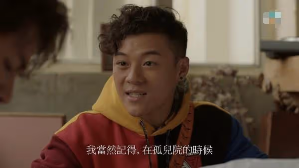 恭喜!TVB小生求婚成功,與女友相戀已5年,女方顏值超高不輸明星