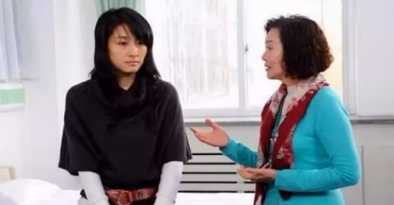 侍候癱瘓婆婆兩個月，大姑姐和小姑子回來處處挑刺，我乾脆罷工了