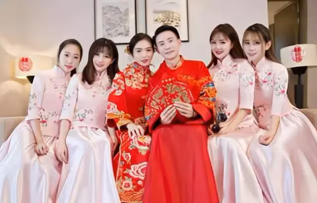 男子接親被女方親戚惹怒,新娘找來舅舅幫忙:元旦輪到你家辦喜事
