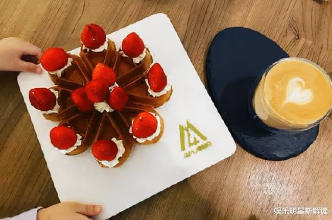林心如為5歲女兒慶生!曬漫畫照很可愛,霍建華負責帶娃上學