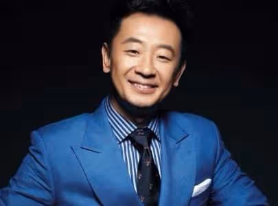 7年前，那個因「夜宿門」身敗名裂的黃海波，如今過得怎麼樣了？