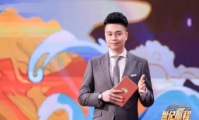 娛樂圈偷逃稅風波後,浙江台主持人忙表態,直播帶貨強調可開發票