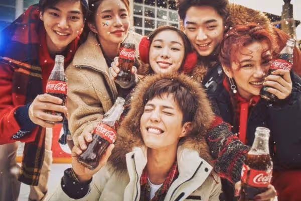 4年前這張照片「朴寶劍後面4人都紅了」 韓網嚇傻：她紅到國際
