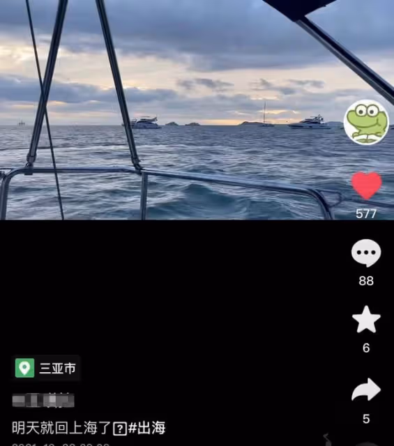 12歲王詩齡曬油畫作品,意外曝光畫室內景,畫作曾被拍賣至10萬元