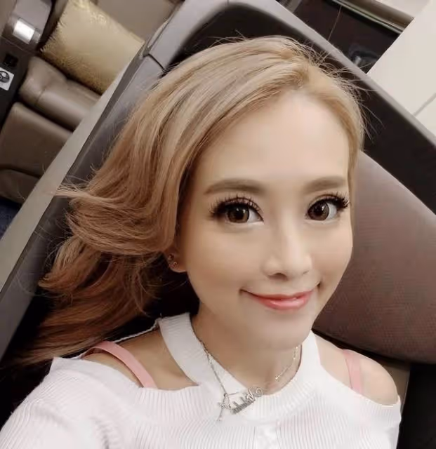 香港著名女星飽受情傷困擾,宣布淡出演藝圈,正式移居英國生活