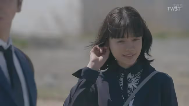她除了演技好,原來也是星二代