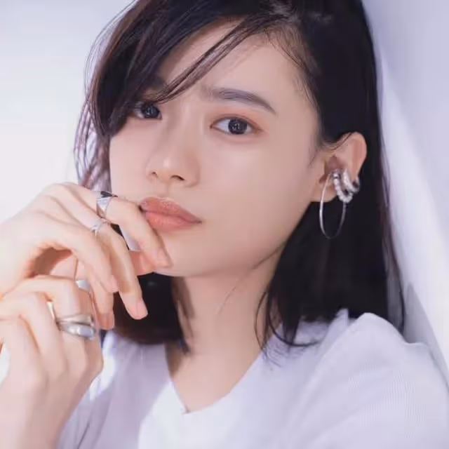 她除了演技好,原來也是星二代