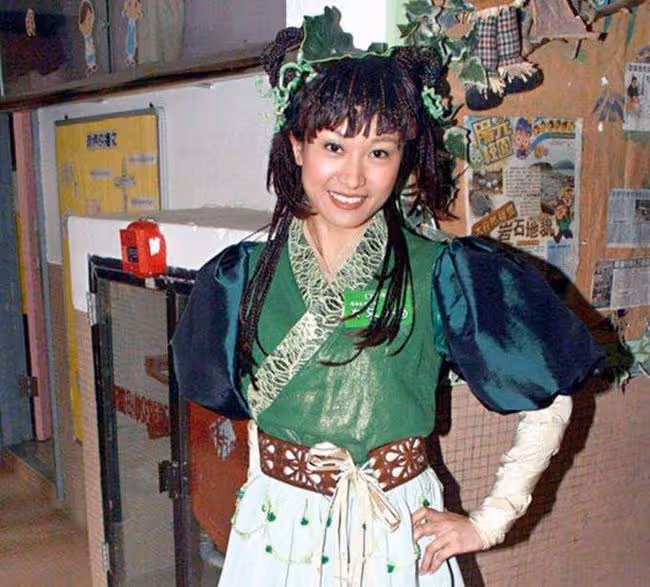 42歲女星怒批TVB!稱其不差錢卻苛待員工,曾因被減薪哭成淚人