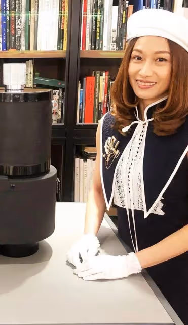 42歲女星怒批TVB!稱其不差錢卻苛待員工,曾因被減薪哭成淚人
