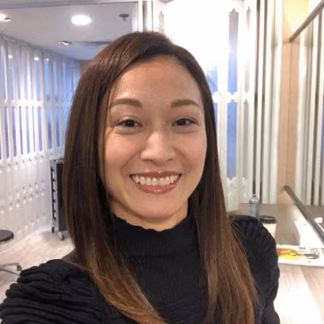 42歲女星怒批TVB!稱其不差錢卻苛待員工,曾因被減薪哭成淚人