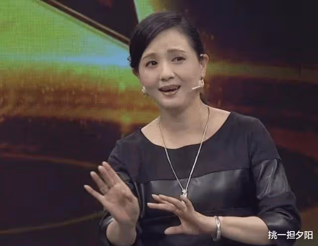 國家一級演員,丈夫去世後她守寡十年未在嫁,女兒如今比她還紅!