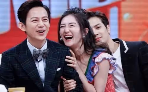 扒叔大爆料:王力宏李靚蕾正面交鋒?李雲迪牆倒眾人推?open姐和小眼男形婚?