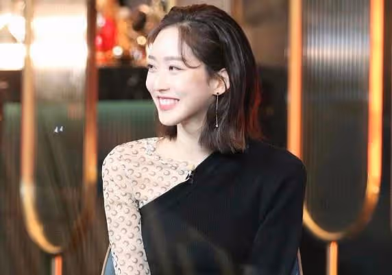 李智雅:財閥千金19歲與偶像隱婚,放棄55億隱藏婚姻內幕