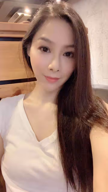 台女星與富豪離婚背巨債,為賺錢養2娃,稱內地有疫情也要忍痛來