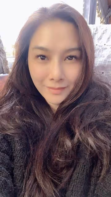 台女星與富豪離婚背巨債,為賺錢養2娃,稱內地有疫情也要忍痛來