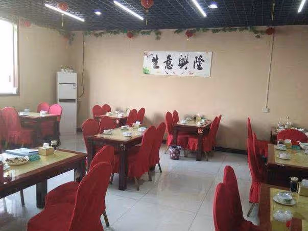 侄子來我家住三天，家裡少五百，老婆認為侄子偷錢，我給他一巴掌