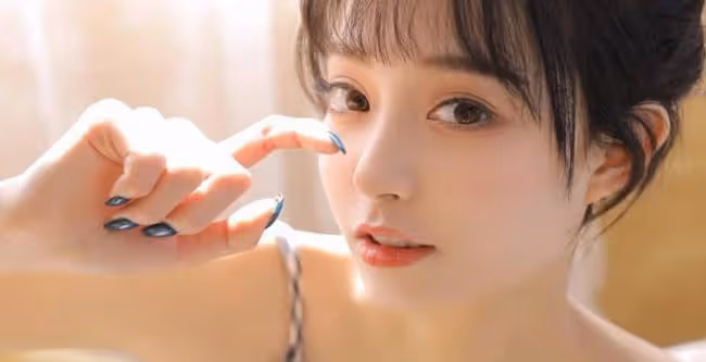 「所以你是饞我身子?」看過他的身體之後,夜裡我春心蕩漾