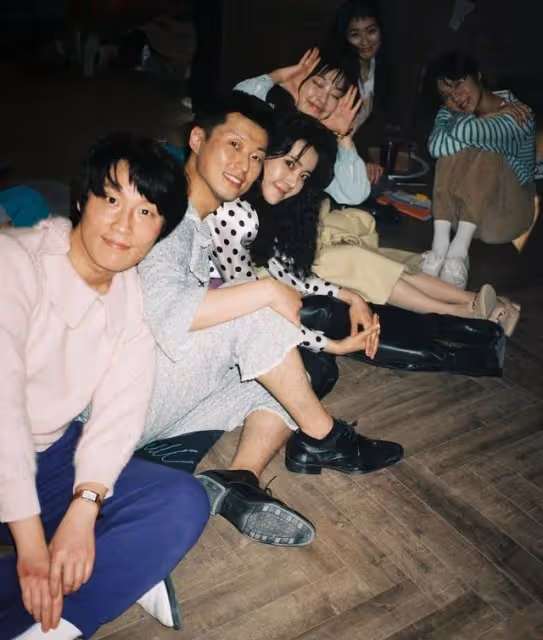 《雪滴花》Jisoo丁海寅等同劇演員悼念金美秀,207號室友們全悲哀