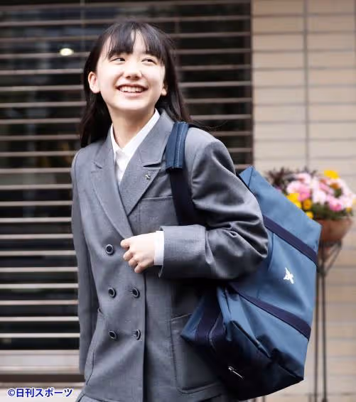 「天才童星」蘆田愛菜:是最小的封面女郎,還讓木村拓哉手足無措