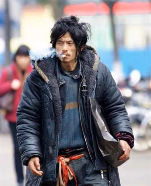 曾火遍全球的網紅「犀利哥」,10年過去了,如今他的生活怎麼樣?
