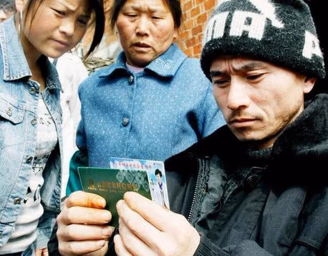 曾火遍全球的網紅「犀利哥」,10年過去了,如今他的生活怎麼樣?