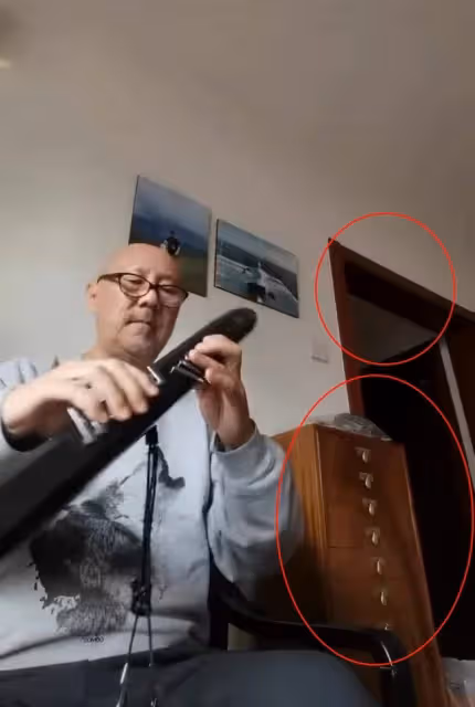 61歲騰格爾私宅一角曝光,家具樸素太簡陋,曾因請客耗光五百萬