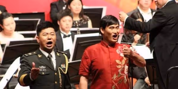 「大衣哥」朱之文的悲劇,令人毛骨悚然!值得所有人警惕