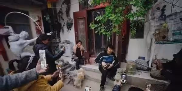 「大衣哥」朱之文的悲劇,令人毛骨悚然!值得所有人警惕