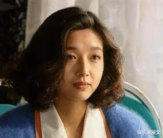 江珊:明明是大美女,感情之路歷經挫折,如今被寵成了「小木偶」