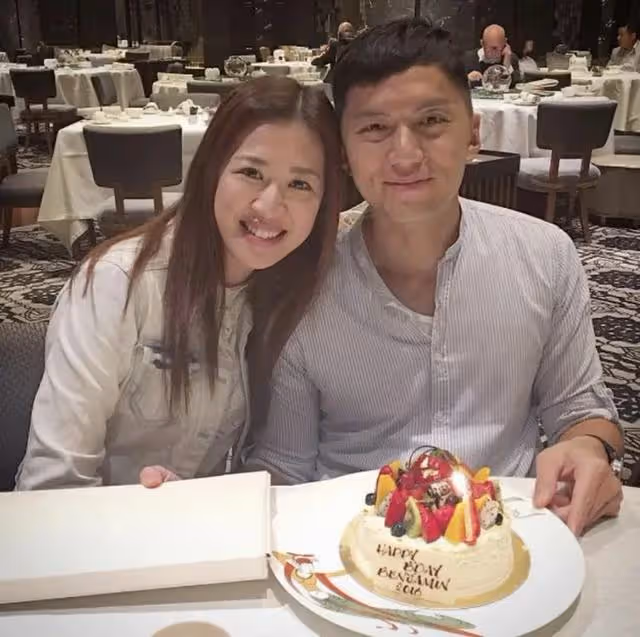 不舍!33歲TVB高學歷港姐小花約滿正式離巢,剛為寶寶舉辦百日宴