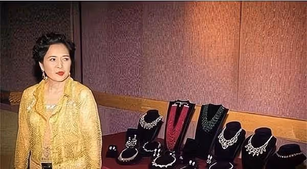 朱麗麗:賣衣服發家成杭州富婆,一頓飯消費達百萬,現過得如何?