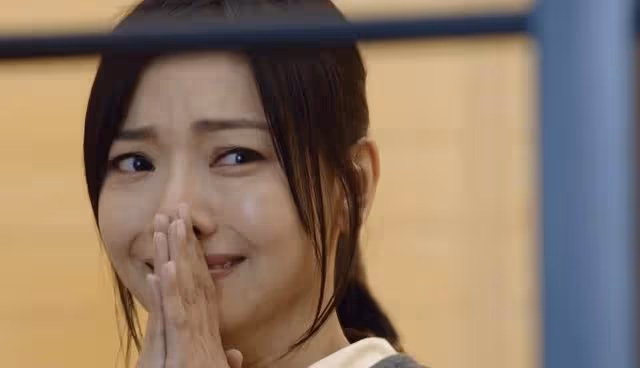 恭喜！香港知名女星入行16年正式簽約TVB，不介意工資低
