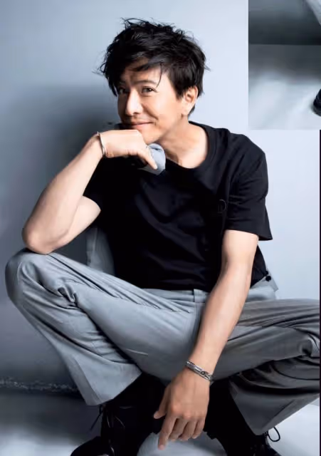 49歲木村拓哉永遠是少年！被指顏值崩塌也無懼，西裝革履更顯帥氣