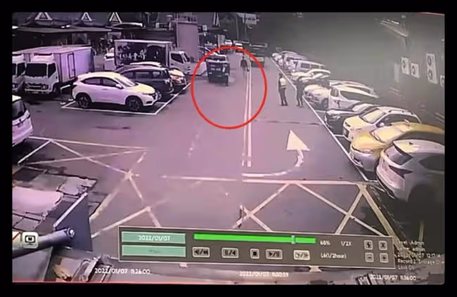 女星殯儀館祭拜婆婆慘遭車禍,被貨車倒車撞飛,後腦勺著地險喪命