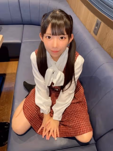 「合法蘿莉」長澤茉莉奈挑戰極辣泡麵：辣到顏藝頻出